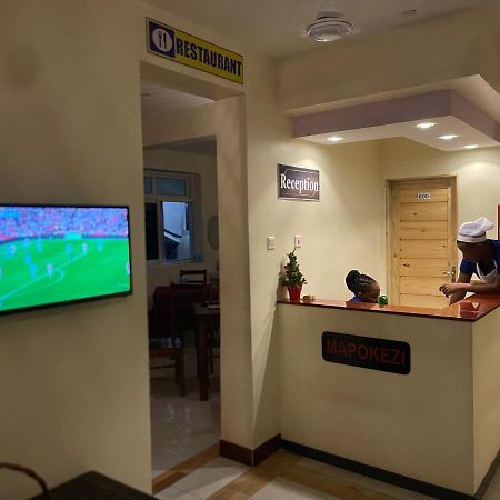 Moments Park Motel دار السلام المظهر الخارجي الصورة
