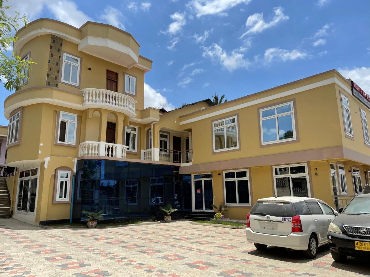 Moments Park Motel دار السلام المظهر الخارجي الصورة