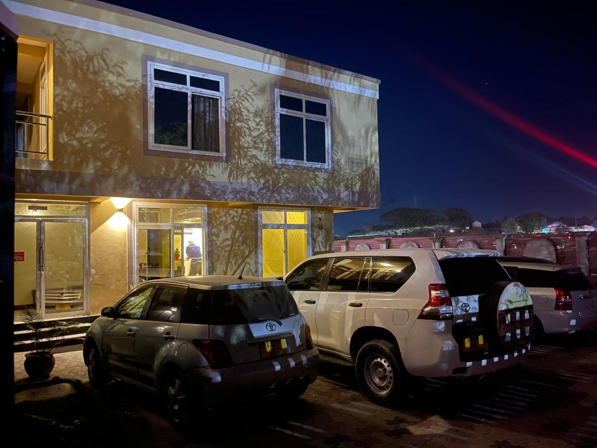 Moments Park Motel دار السلام المظهر الخارجي الصورة